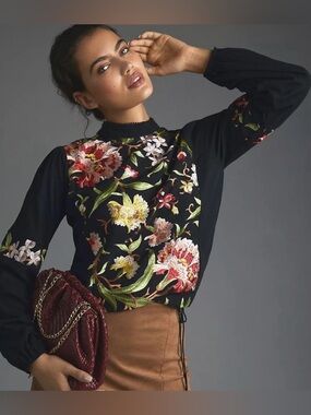 Tiny Brand Anthropologie Floral Knit Blouse Garden Spring, Size Large